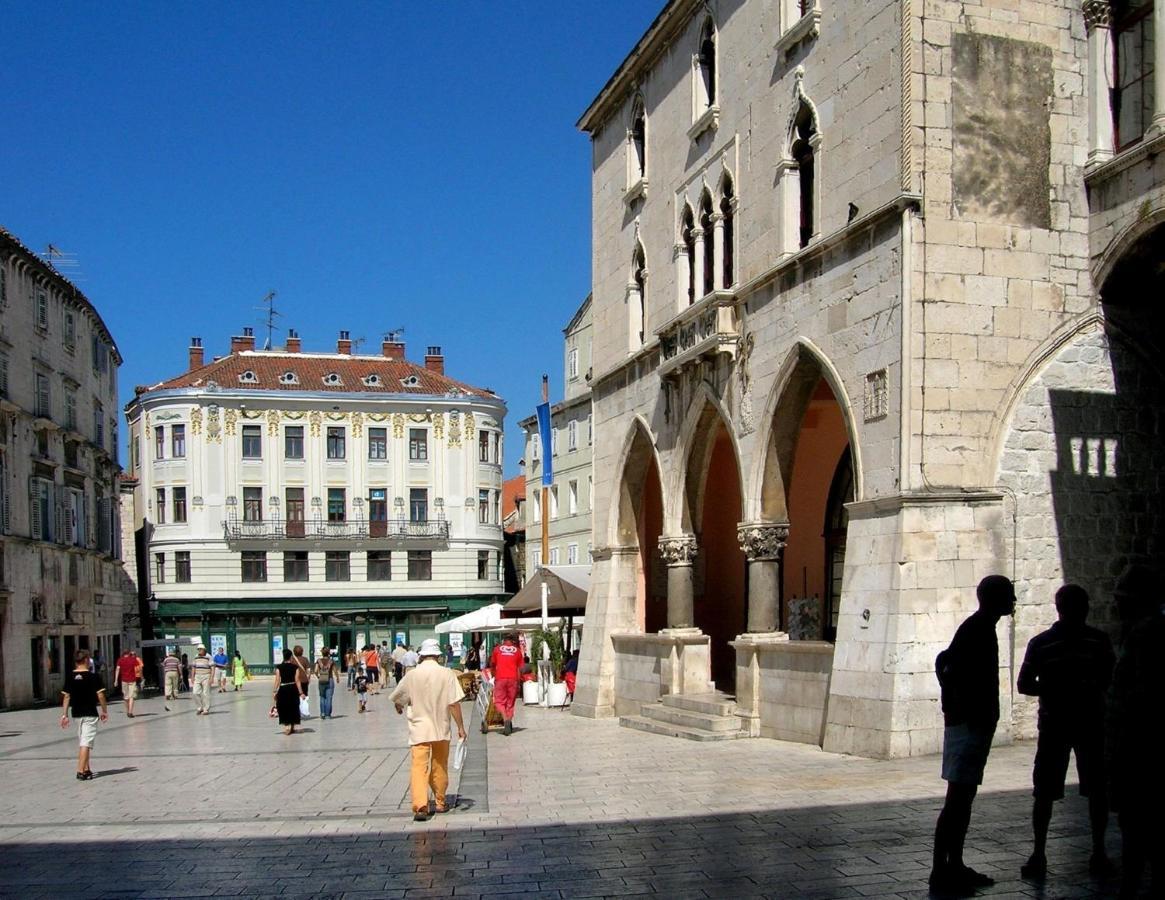 Luxury Rooms Ana In The Heart Of Split Exterior photo
