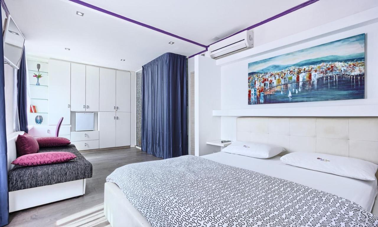 Luxury Rooms Ana In The Heart Of Split Exterior photo
